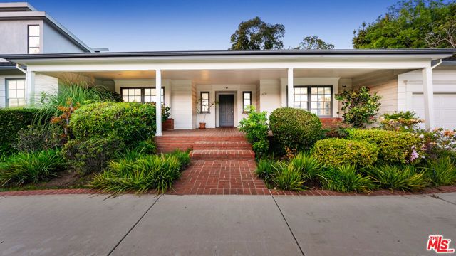 13921 W Sunset Boulevard, Pacific Palisades (los Angeles), CA 90272