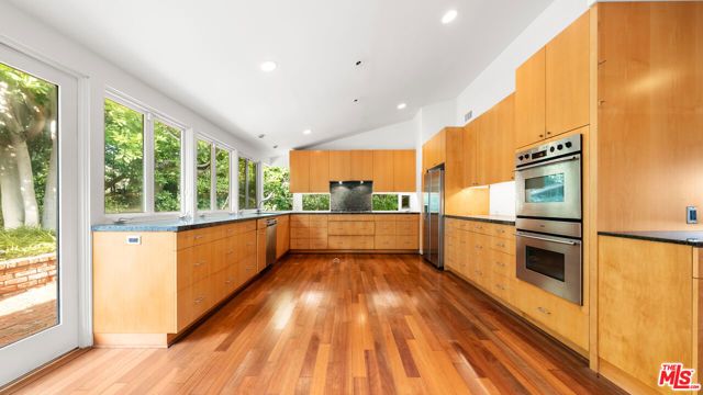 13921 W Sunset Boulevard, Pacific Palisades (los Angeles), CA 90272