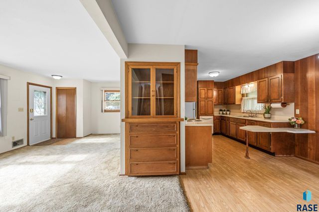 1301 S Joliet Ave Avenue, Sioux Falls, SD 57110