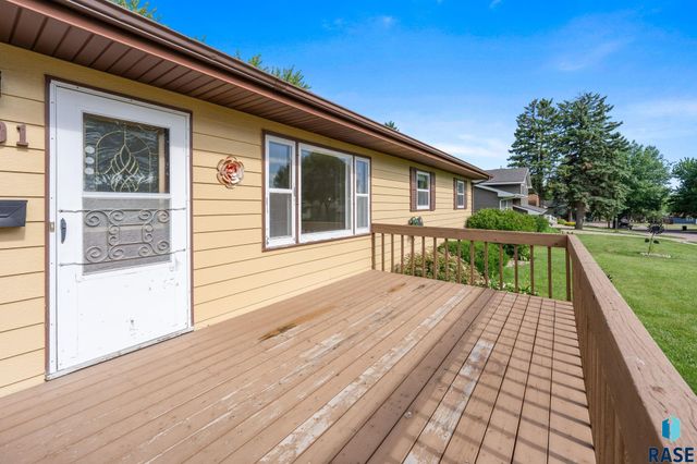 1301 S Joliet Ave Avenue, Sioux Falls, SD 57110