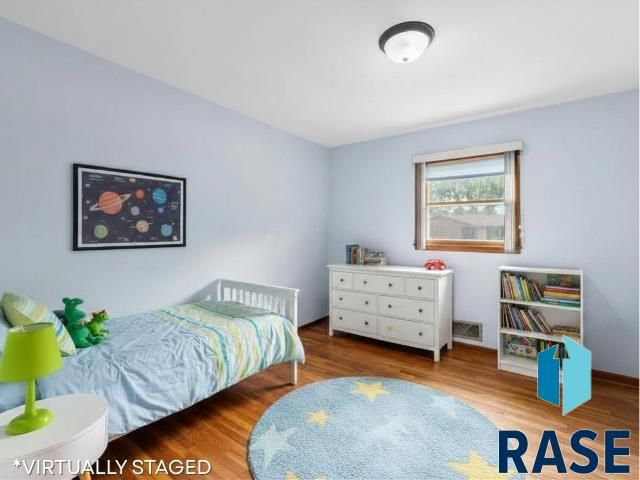 1301 S Joliet Ave Avenue, Sioux Falls, SD 57110