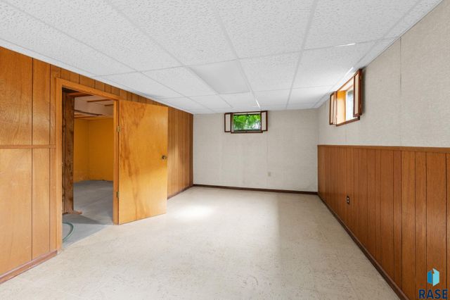 1301 S Joliet Ave Avenue, Sioux Falls, SD 57110