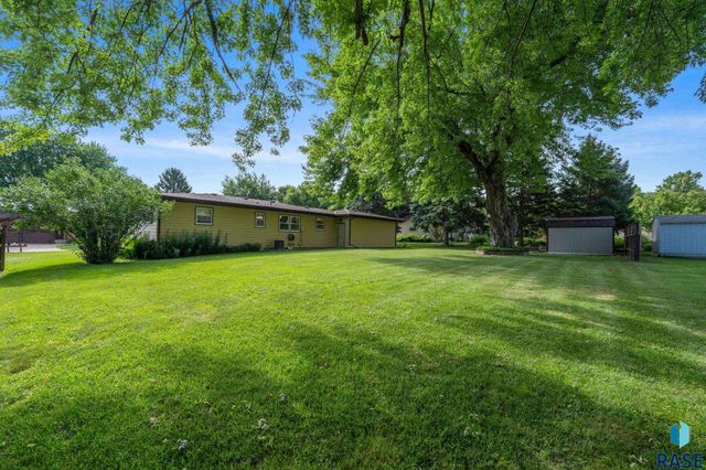 1301 S Joliet Ave Avenue, Sioux Falls, SD 57110