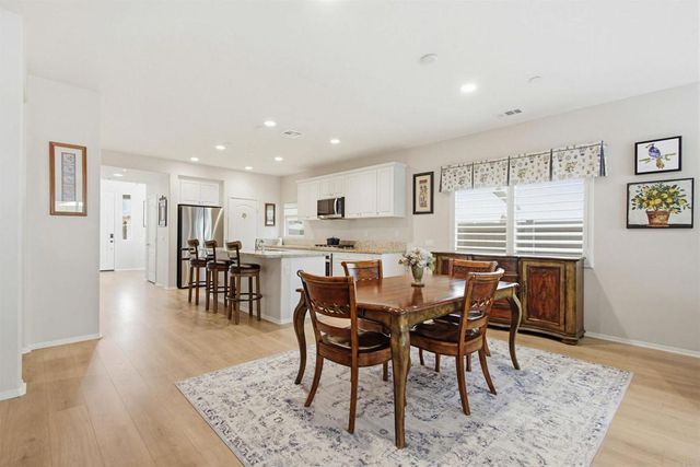 220 Pantaneiro Place, Fallbrook, CA 92028