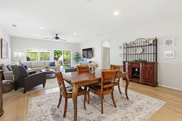 220 Pantaneiro Place, Fallbrook, CA 92028