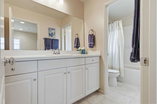 220 Pantaneiro Place, Fallbrook, CA 92028