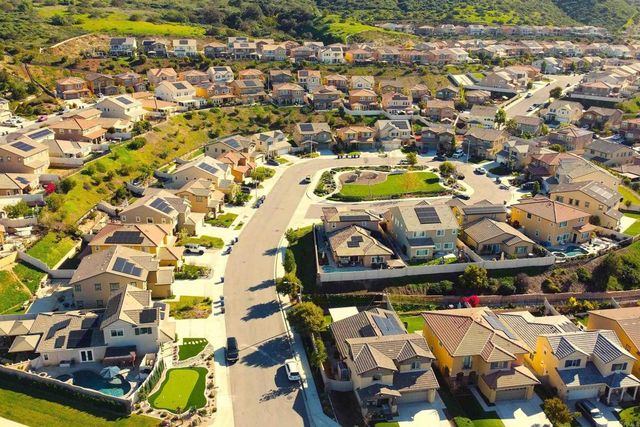 220 Pantaneiro Place, Fallbrook, CA 92028