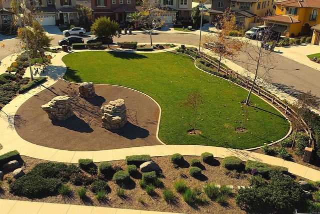 220 Pantaneiro Place, Fallbrook, CA 92028