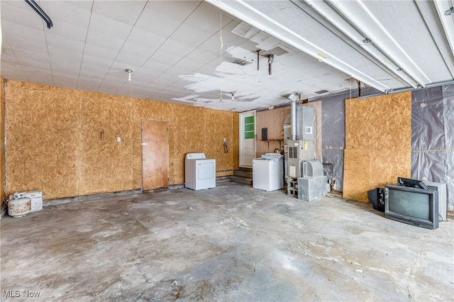 6123 Lucas Avenue, Ashtabula, OH 44004