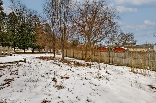 6123 Lucas Avenue, Ashtabula, OH 44004