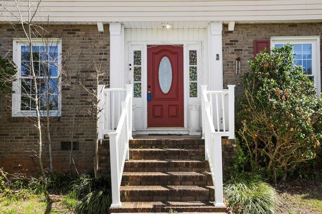 200 Yorkshire Drive, Spartanburg, SC 29301