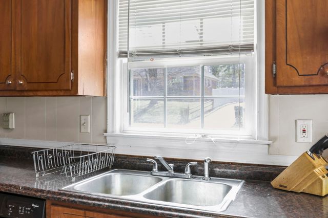 200 Yorkshire Drive, Spartanburg, SC 29301