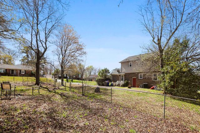 200 Yorkshire Drive, Spartanburg, SC 29301