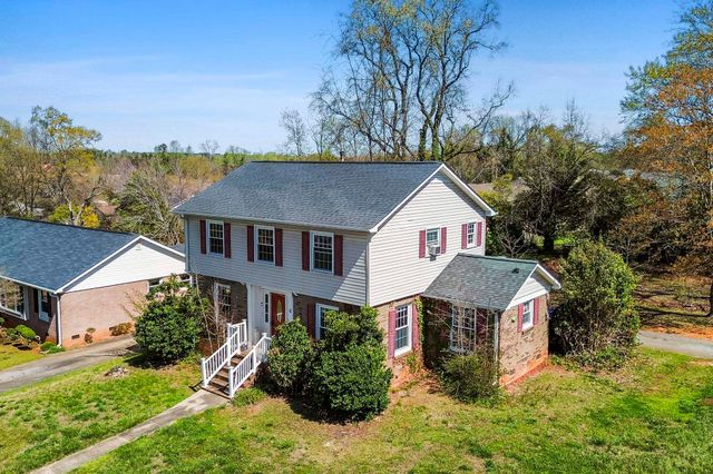 200 Yorkshire Drive, Spartanburg, SC 29301