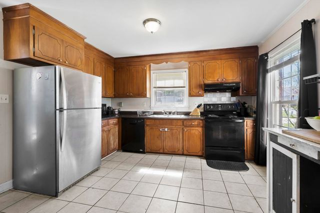 200 Yorkshire Drive, Spartanburg, SC 29301
