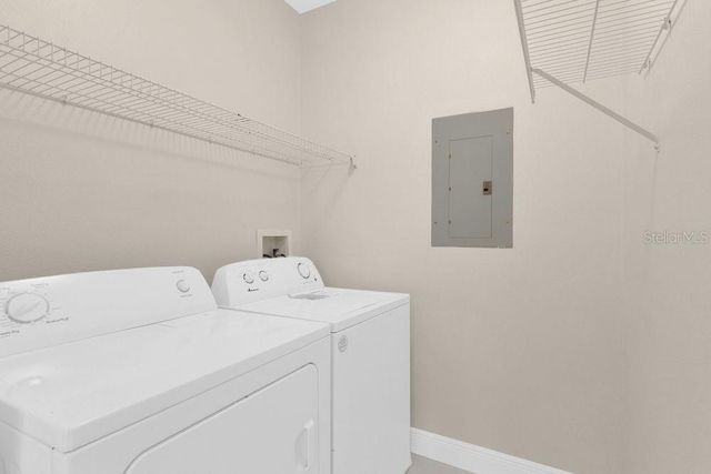 8801 VILLA VIEW CIRCLE 207, Orlando, FL 32821