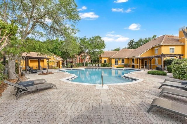 8801 VILLA VIEW CIRCLE 207, Orlando, FL 32821