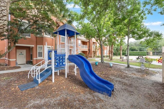 8801 VILLA VIEW CIRCLE 207, Orlando, FL 32821