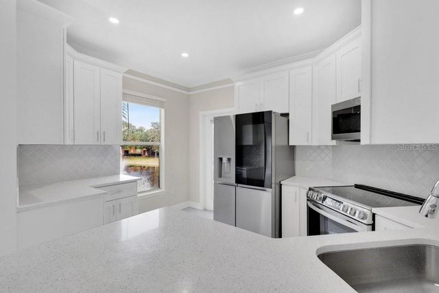 8801 VILLA VIEW CIRCLE 207, Orlando, FL 32821