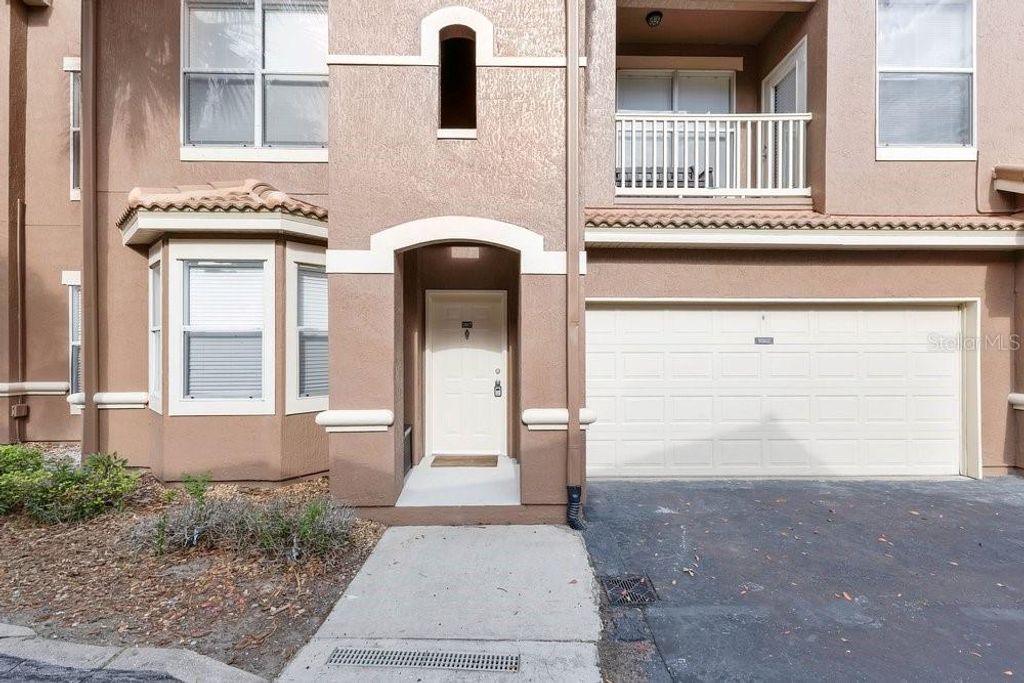 8801 VILLA VIEW CIRCLE 207, Orlando, FL 32821