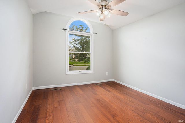 5173 Finch Drive, South Bend, IN 46614