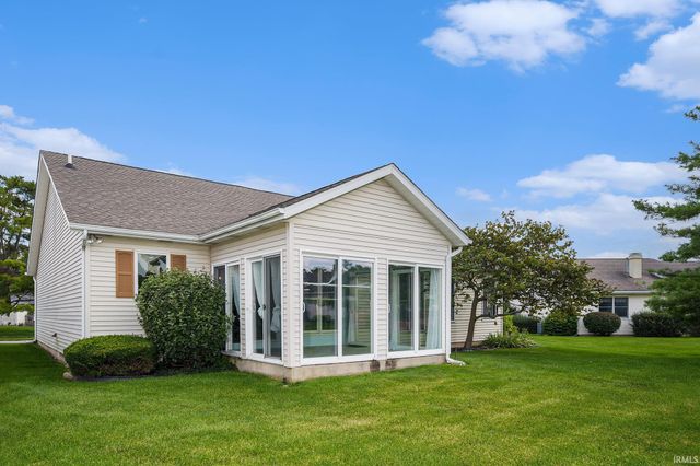 5173 Finch Drive, South Bend, IN 46614