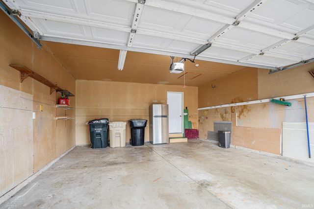 5173 Finch Drive, South Bend, IN 46614