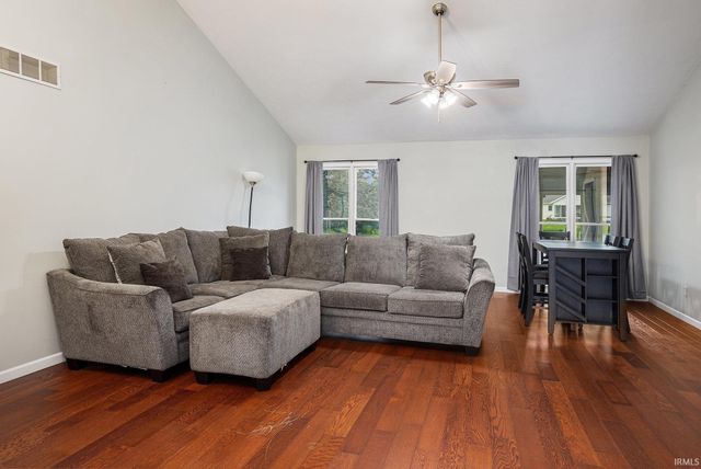 5173 Finch Drive, South Bend, IN 46614