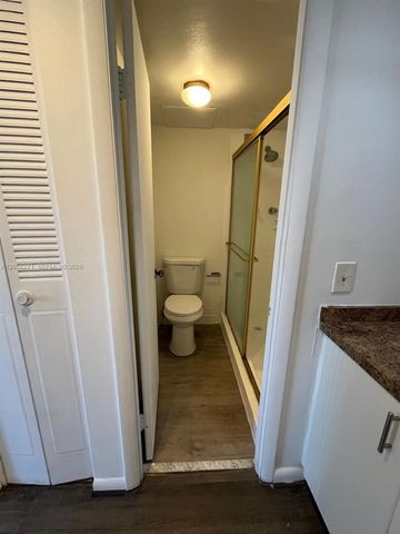 2025 NE 164 St 408, North Miami Beach, FL 33162