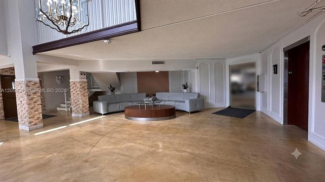 2025 NE 164 St 408, North Miami Beach, FL 33162