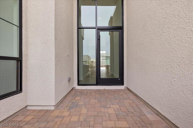 10907 Agate Cliffs Avenue, Las Vegas, NV 89135