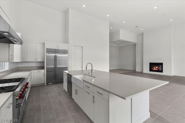 10907 Agate Cliffs Avenue, Las Vegas, NV 89135