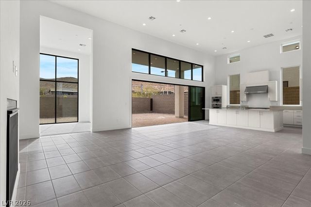 10907 Agate Cliffs Avenue, Las Vegas, NV 89135