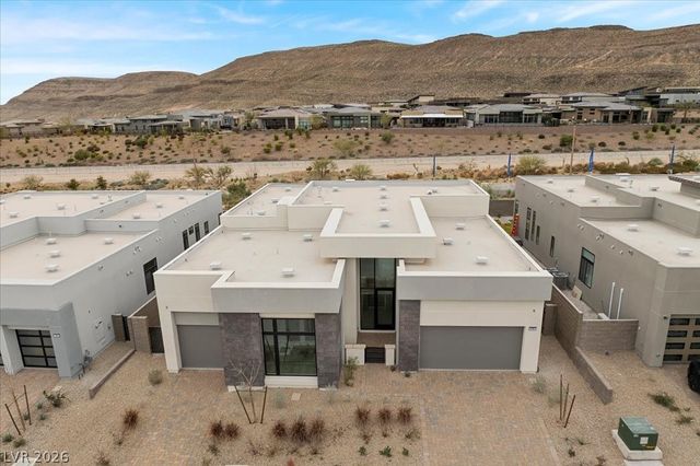 10907 Agate Cliffs Avenue, Las Vegas, NV 89135