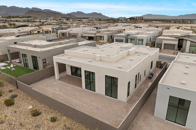 10907 Agate Cliffs Avenue, Las Vegas, NV 89135