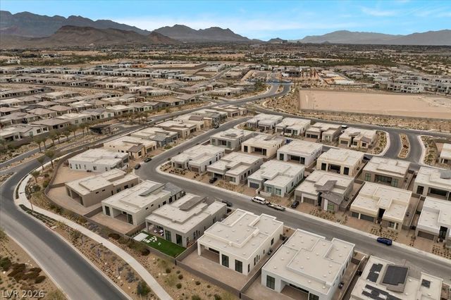 10907 Agate Cliffs Avenue, Las Vegas, NV 89135