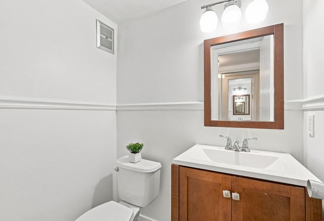 143 CAMBRIDGE F, West Palm Beach, FL 33417