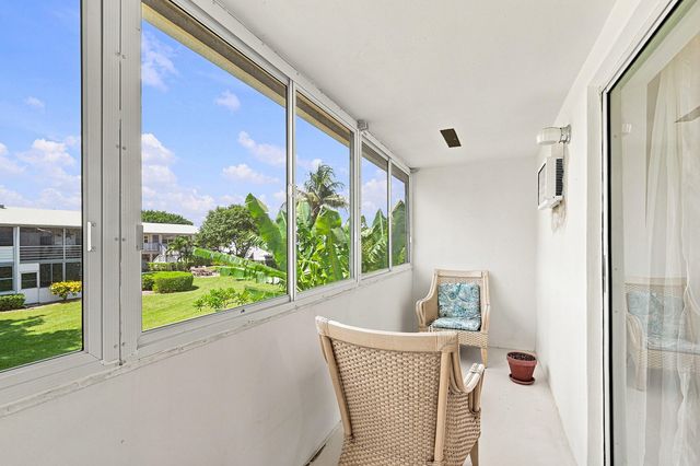 143 CAMBRIDGE F, West Palm Beach, FL 33417