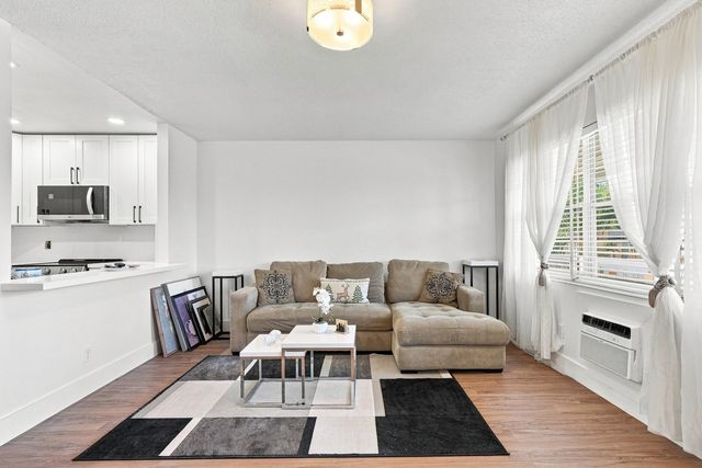 143 CAMBRIDGE F, West Palm Beach, FL 33417