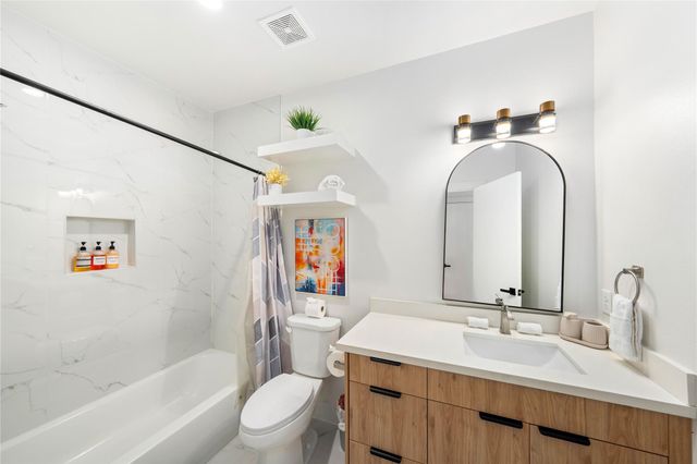 3008 Delano Street, Houston, TX 77004