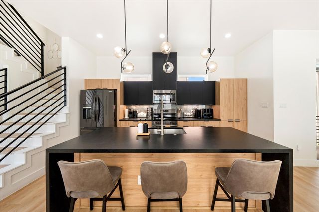 3008 Delano Street, Houston, TX 77004