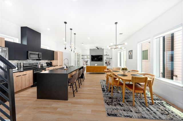 3008 Delano Street, Houston, TX 77004