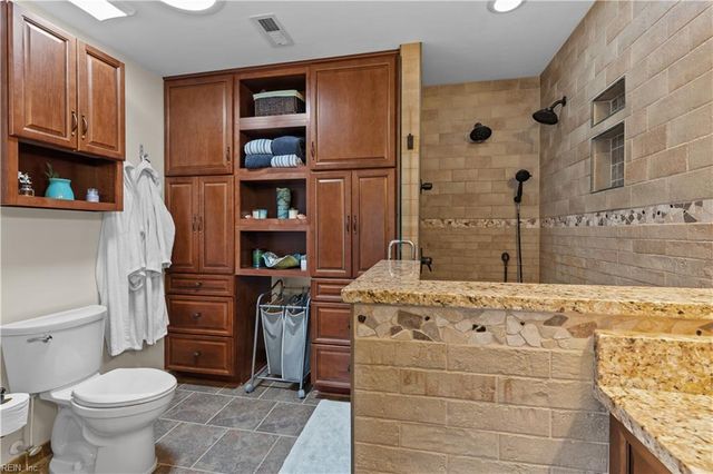 3560 Regret LN, Virginia Beach, VA 23453