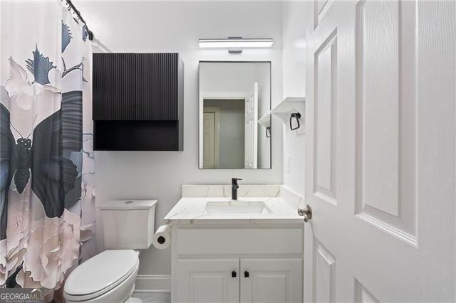 8240 Royal Troon Drive, Duluth, GA 30097