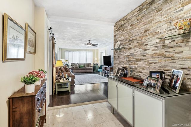300 Martine Avenue 2J, White Plains, NY 10601