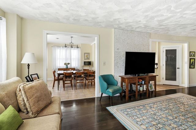 300 Martine Avenue 2J, White Plains, NY 10601