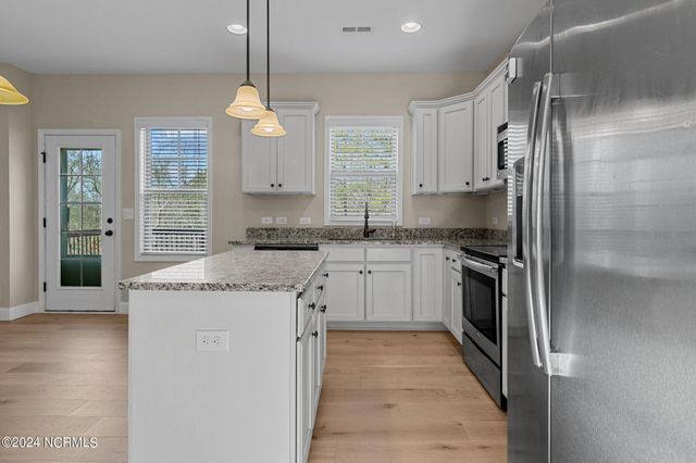 204 Sandy Springs Road, Aberdeen, NC 28315