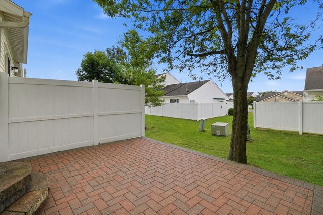 4643 Parrau Drive, 68B, Columbus, OH 43228