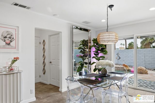 3670 E Vivian Circle, Palm Springs, CA 92262
