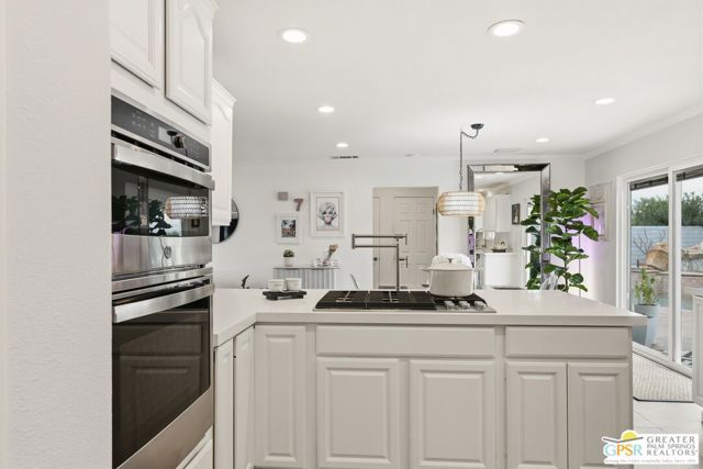 3670 E Vivian Circle, Palm Springs, CA 92262